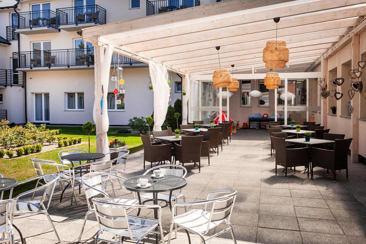Flauta Hotel นีคอร์เซ ภายนอก รูปภาพ